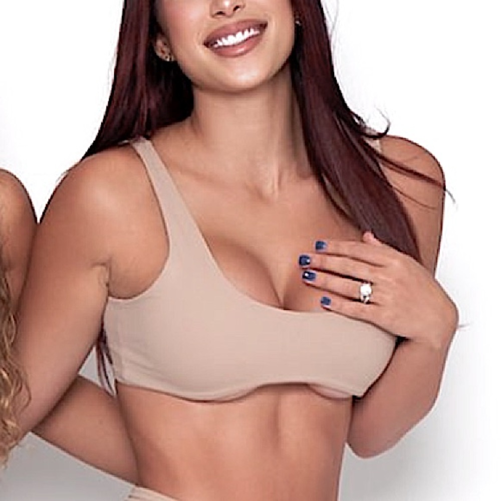 PCHEE BUM Nude V-Shape Under Bust Sports Bra w/White Logo Letters Sz Large (12)